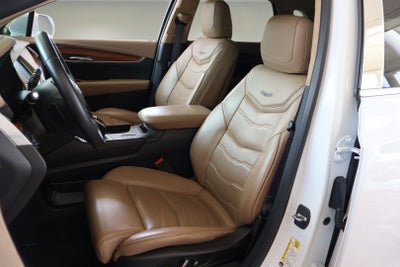 2017 Cadillac XT5 Platinum AWD