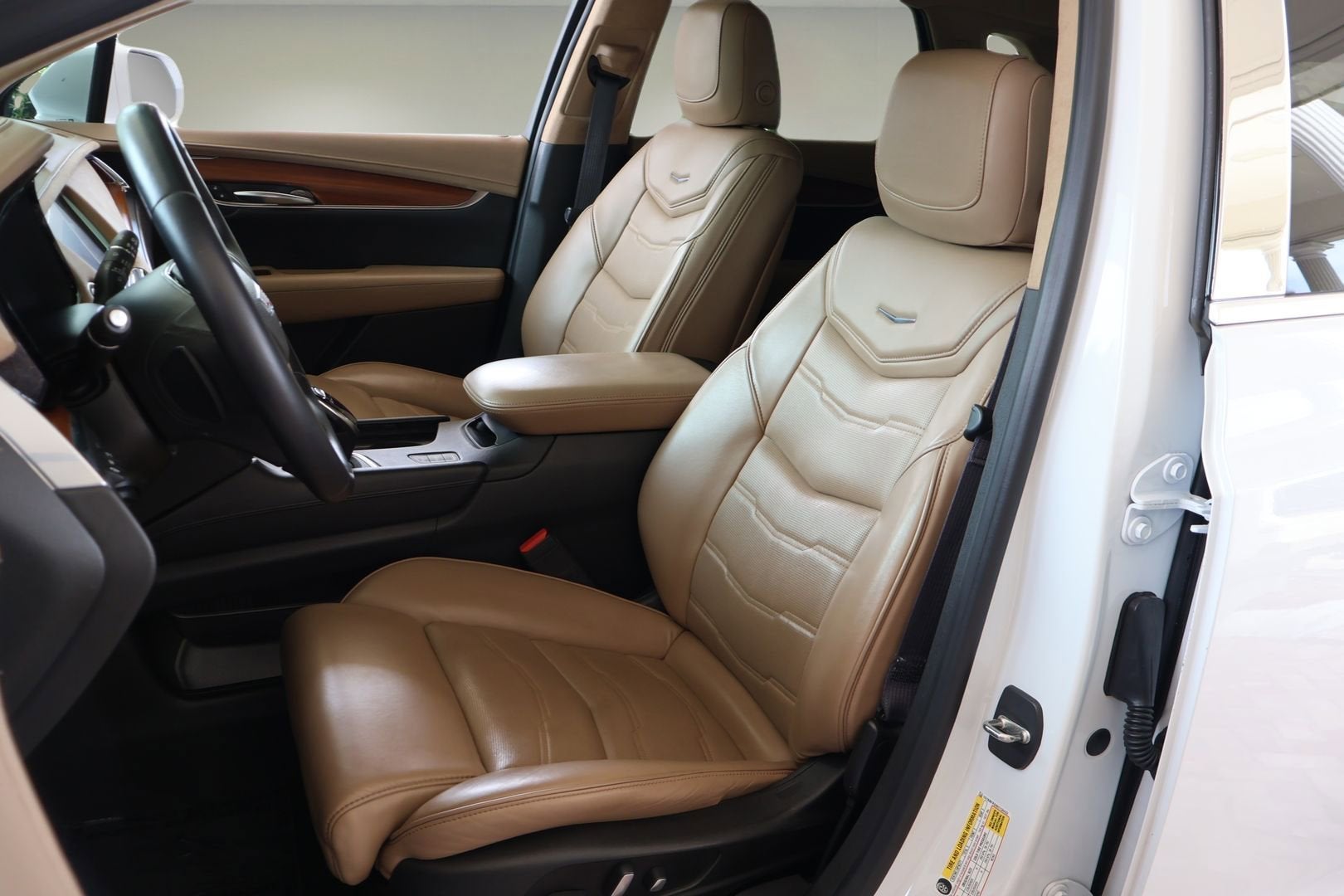 2017 Cadillac XT5 Platinum AWD