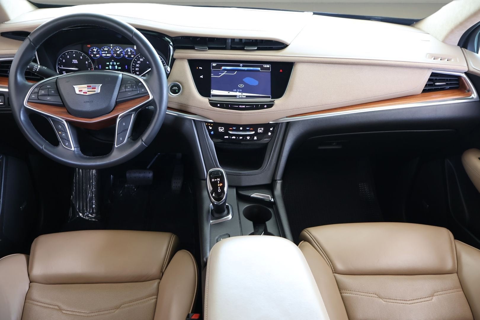 2017 Cadillac XT5 Platinum AWD