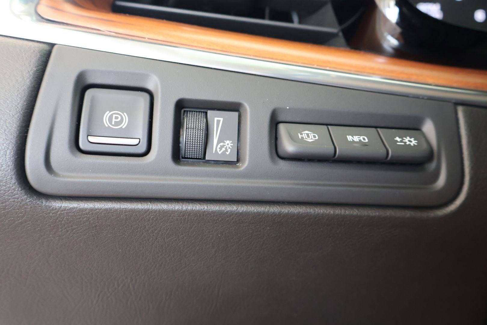 2017 Cadillac XT5 Platinum AWD