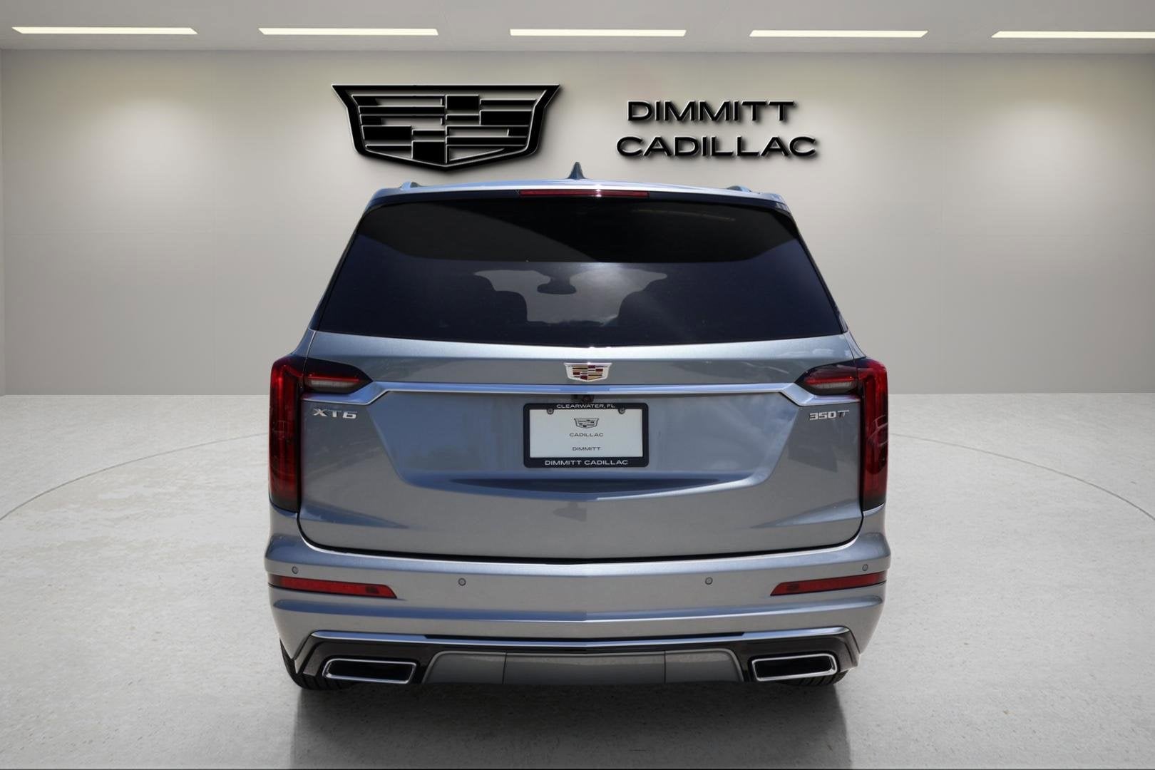 2025 Cadillac XT6 Luxury