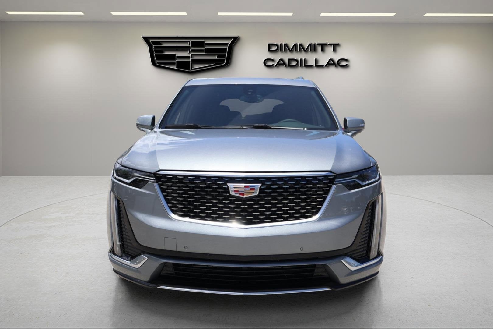 2025 Cadillac XT6 Luxury