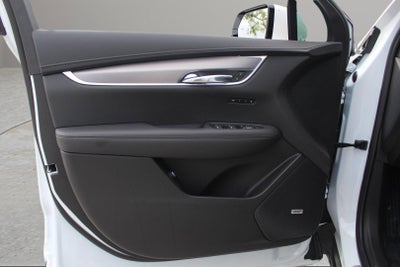 2025 Cadillac XT6 Luxury