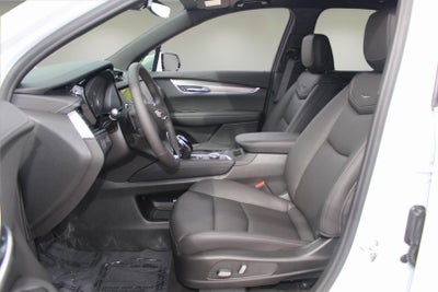 2025 Cadillac XT6 Luxury