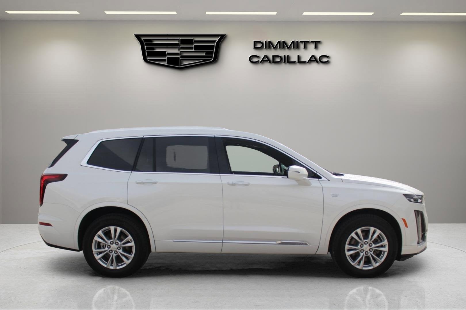 2025 Cadillac XT6 Luxury