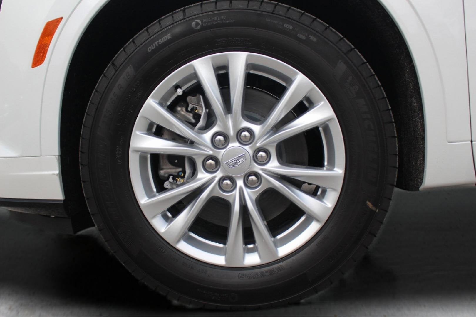 2025 Cadillac XT6 Luxury