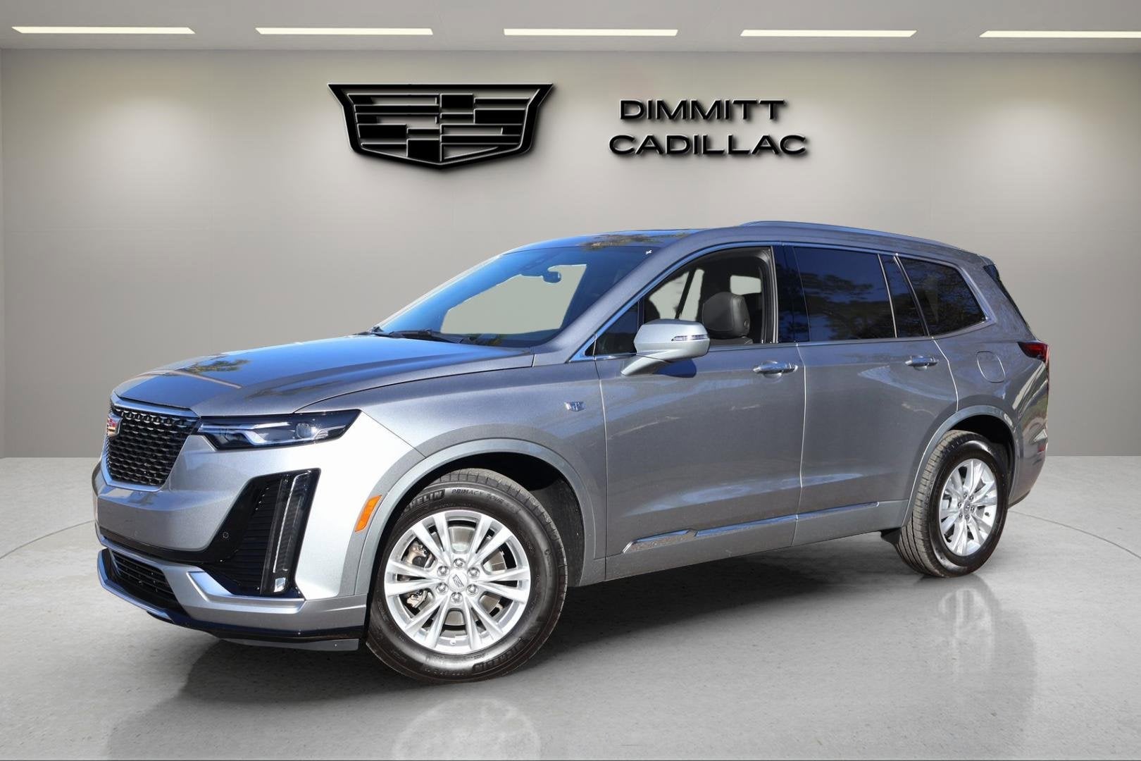 2025 Cadillac XT6 Luxury