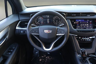 2025 Cadillac XT6 Luxury