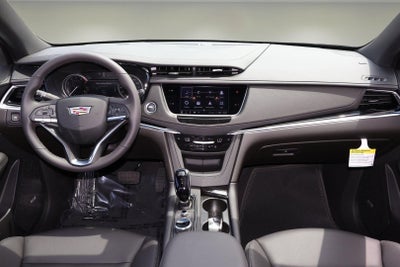 2025 Cadillac XT6 Luxury