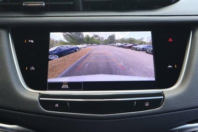 2025 Cadillac XT6 Luxury