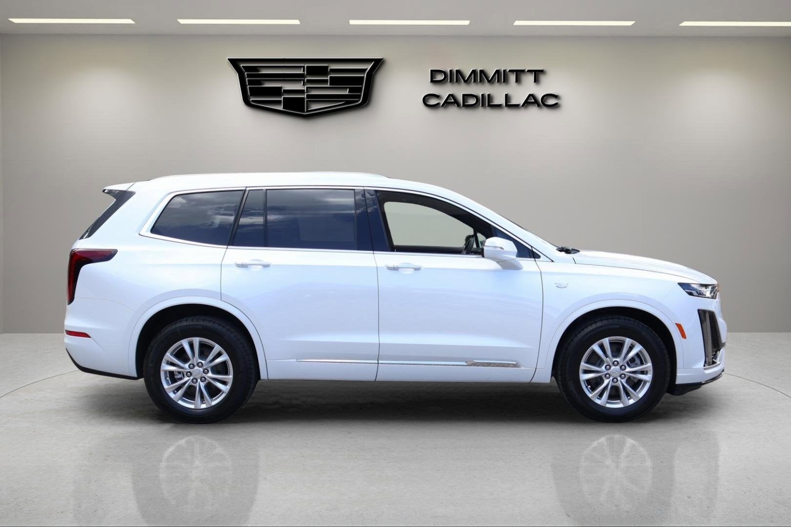 2025 Cadillac XT6 Luxury