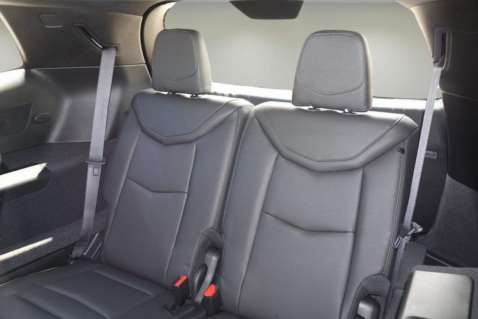 2025 Cadillac XT6 Luxury