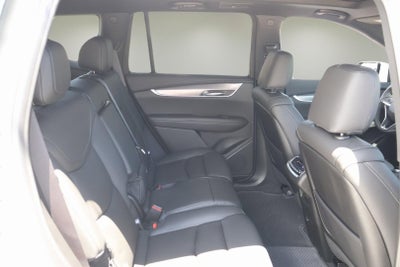2025 Cadillac XT6 Luxury