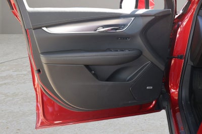 2025 Cadillac XT6 Luxury