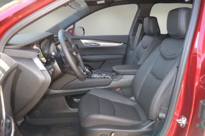 2025 Cadillac XT6 Luxury