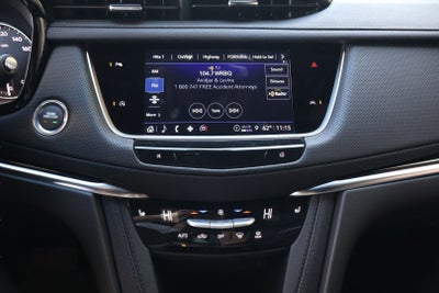 2025 Cadillac XT6 Luxury