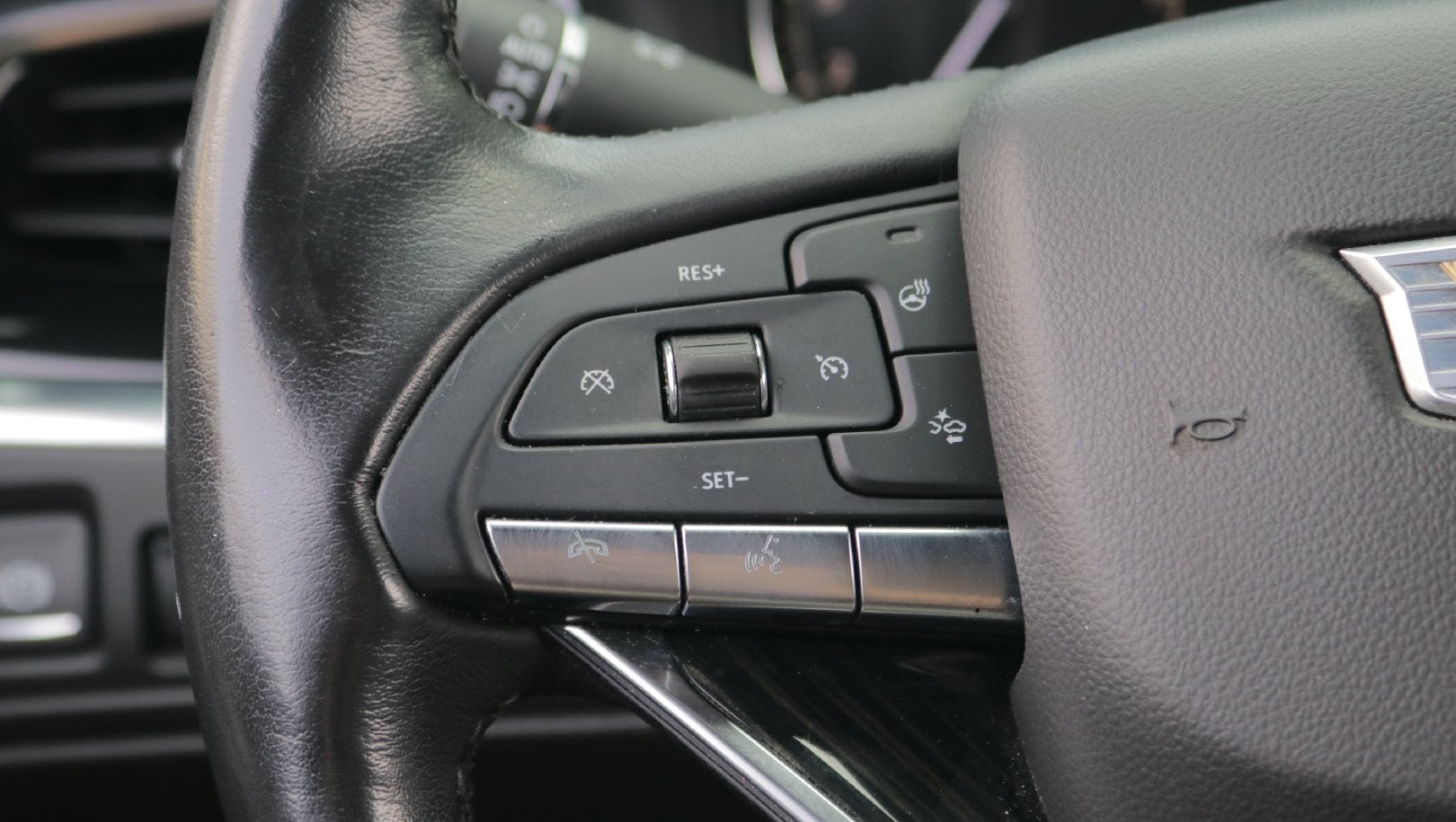 2020 Cadillac XT6 FWD Premium Luxury