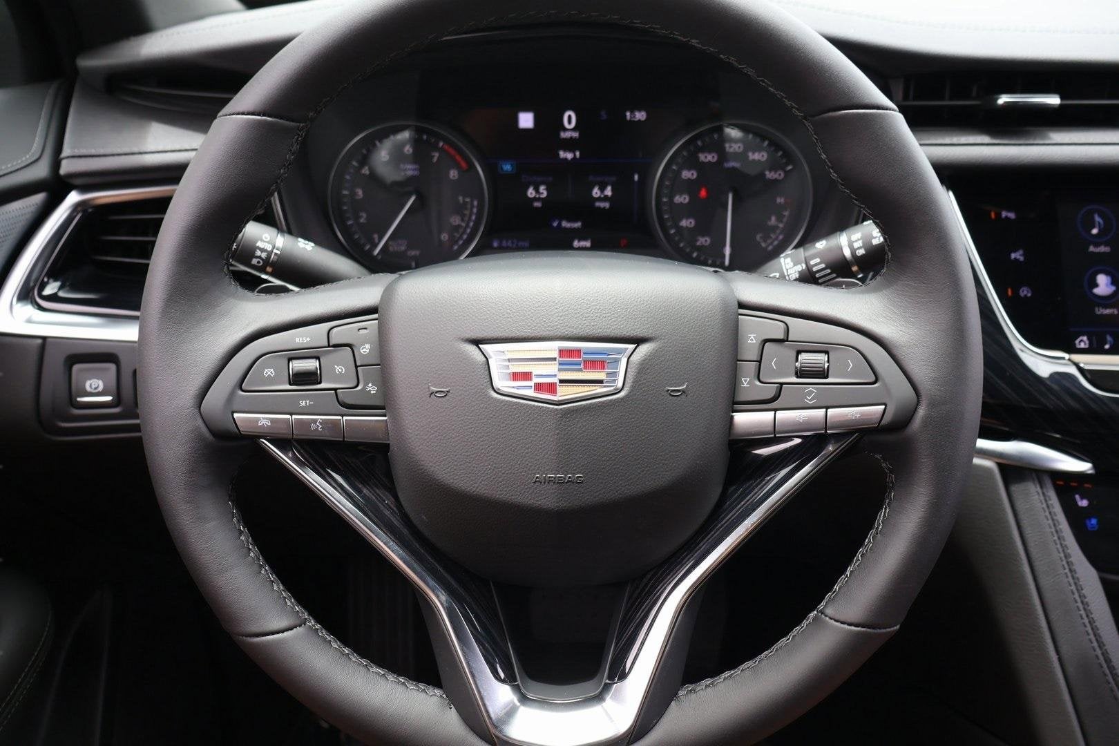 2025 Cadillac XT6 Premium Luxury