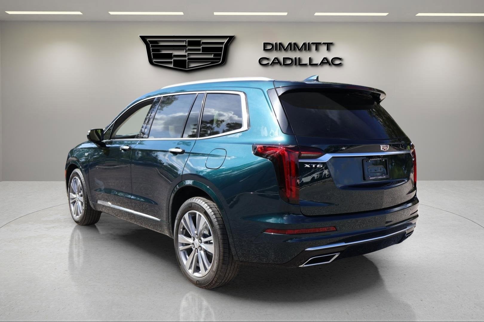 2025 Cadillac XT6 Premium Luxury