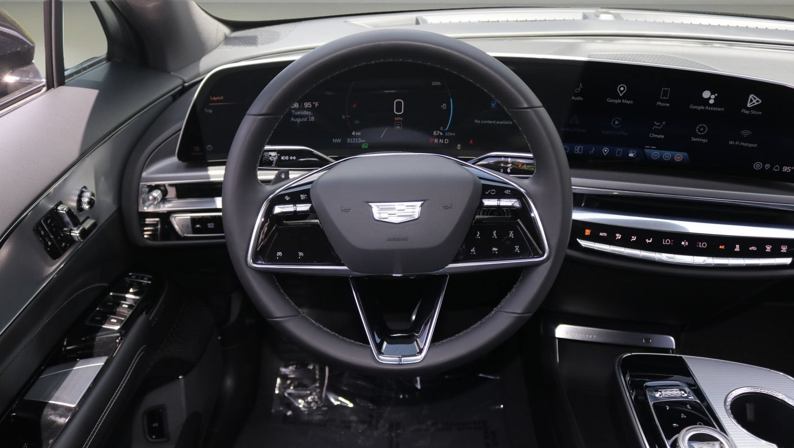2024 Cadillac LYRIQ Tech