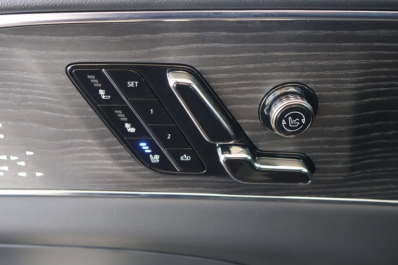 2023 Cadillac LYRIQ Luxury
