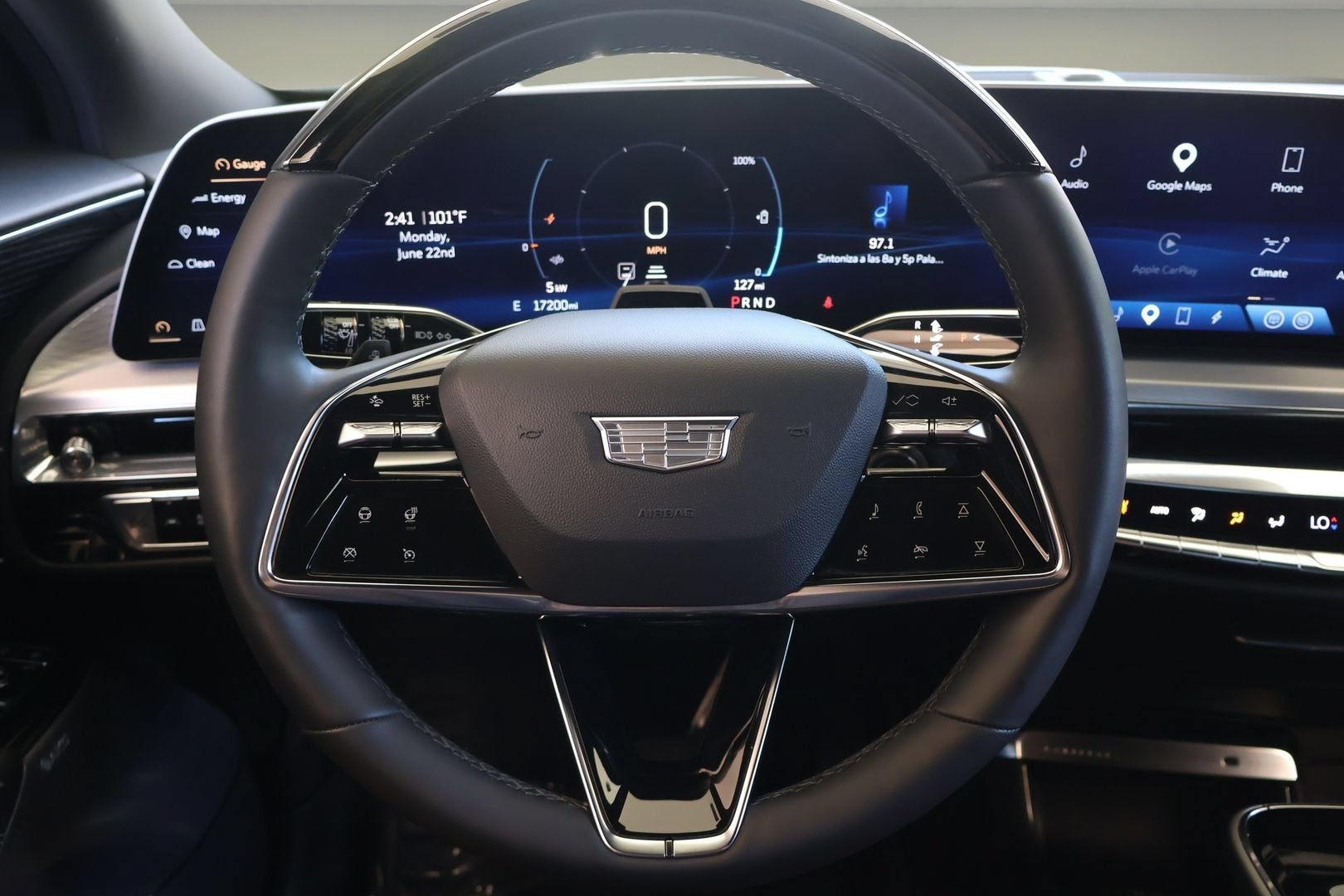 2023 Cadillac LYRIQ Luxury