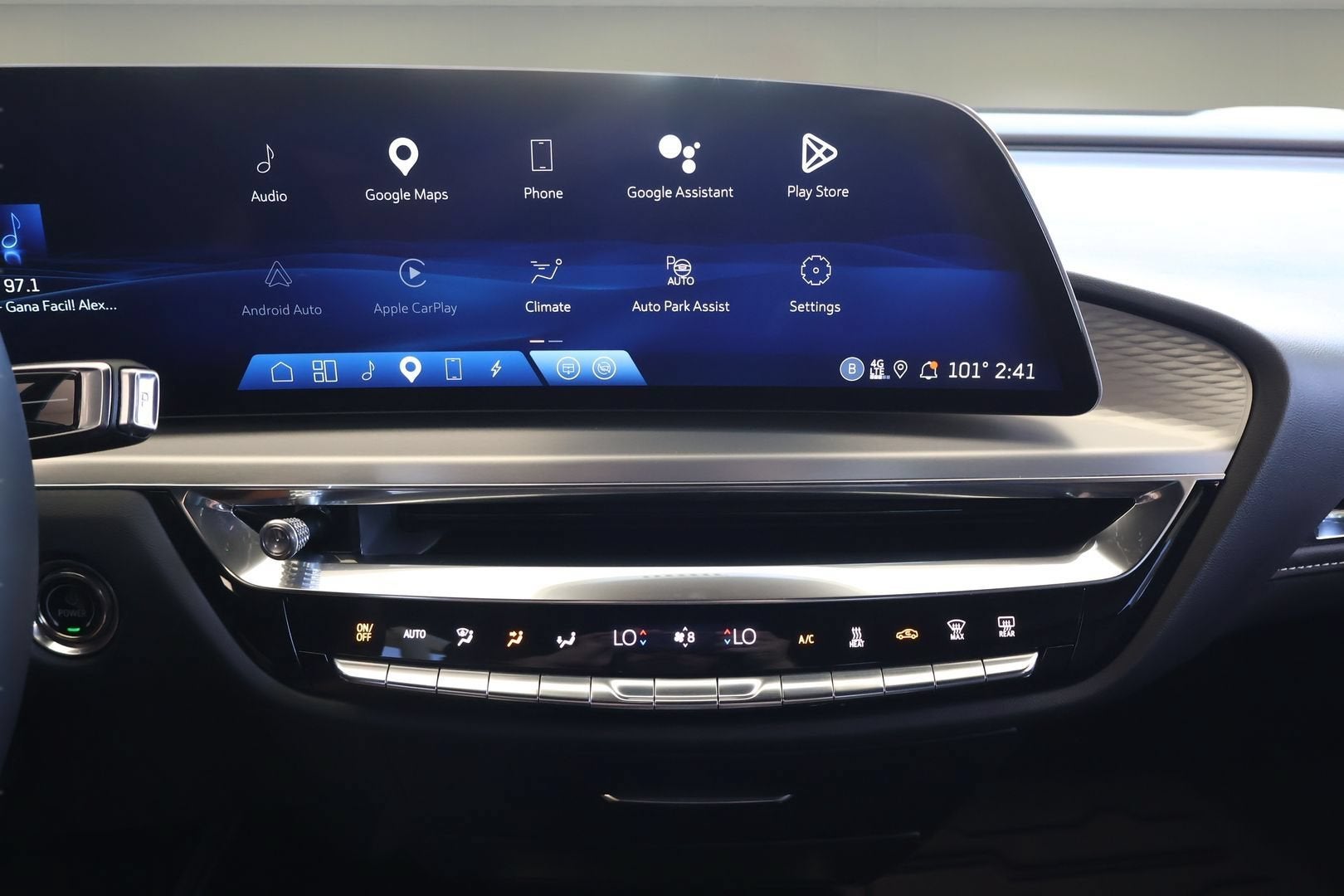 2023 Cadillac LYRIQ Luxury