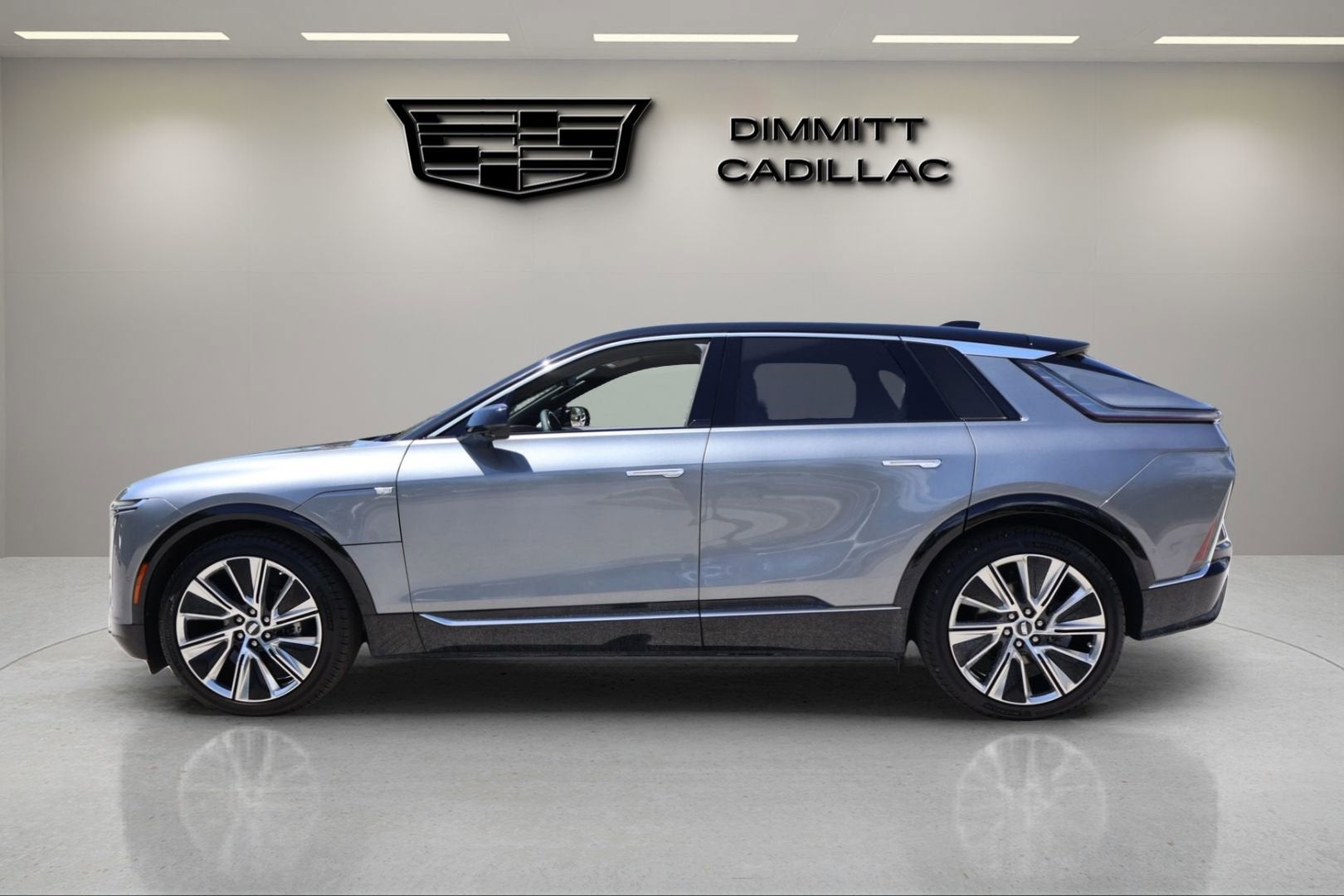 2023 Cadillac LYRIQ Luxury