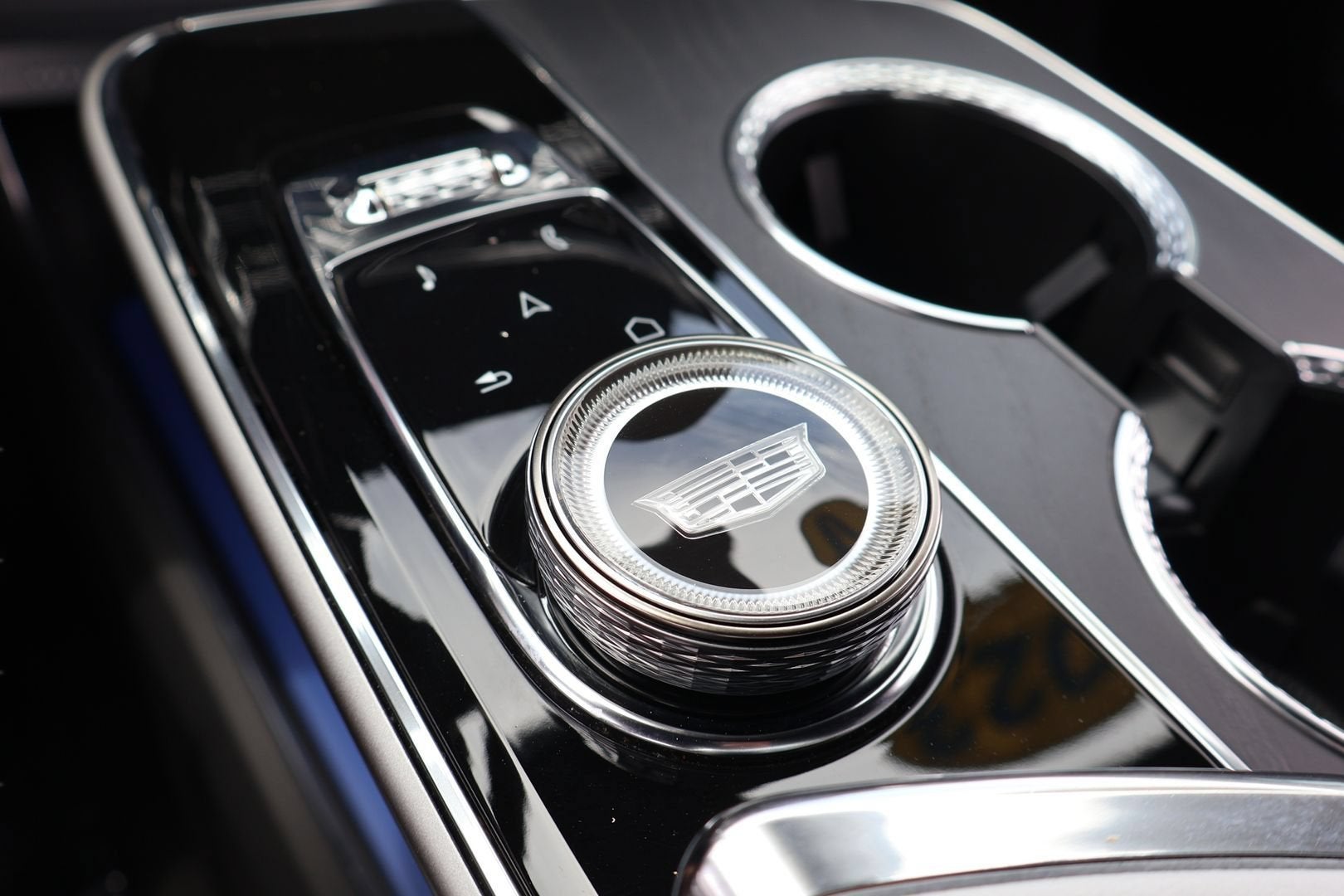2023 Cadillac LYRIQ Luxury