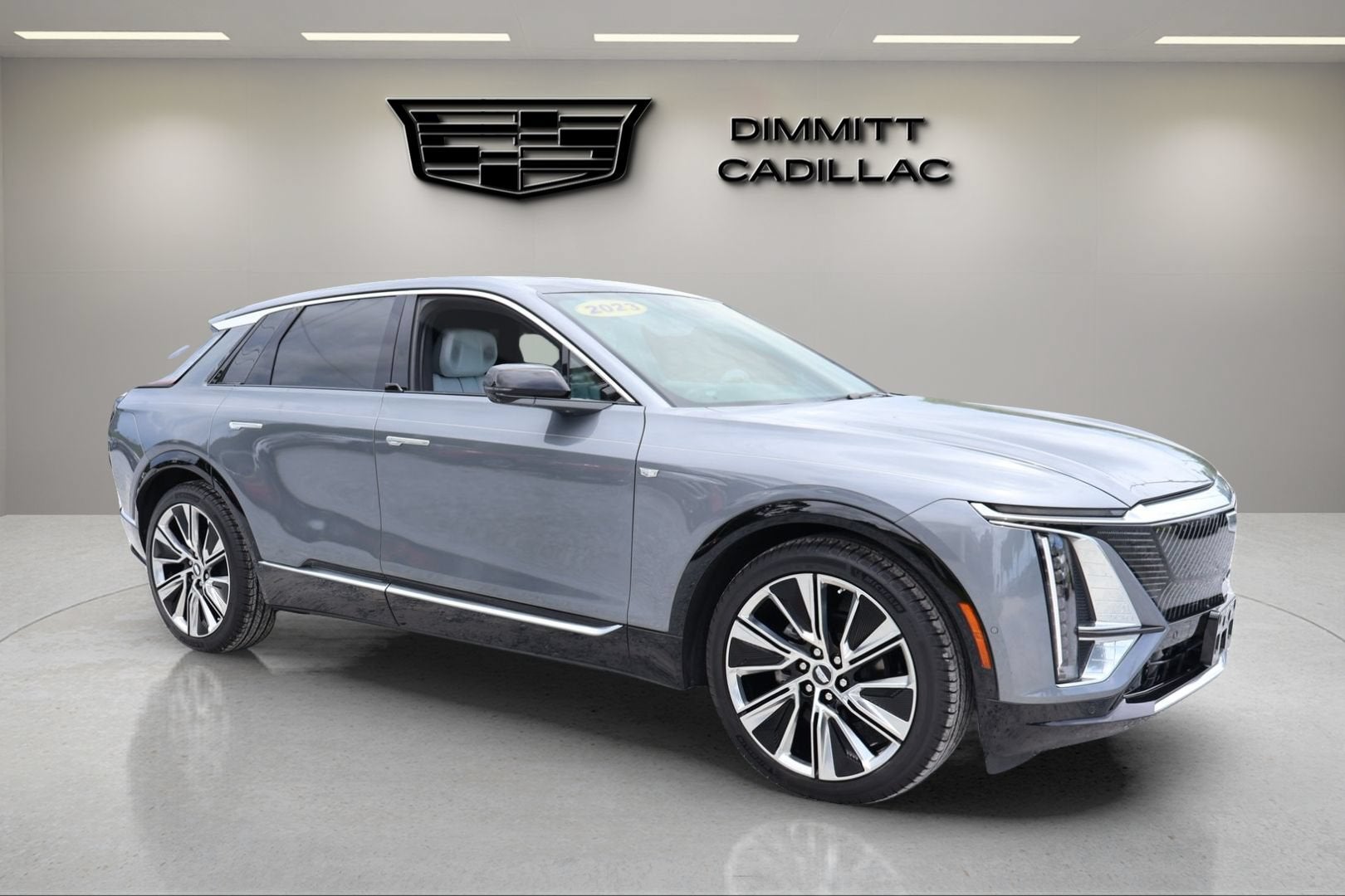 2023 Cadillac LYRIQ Luxury