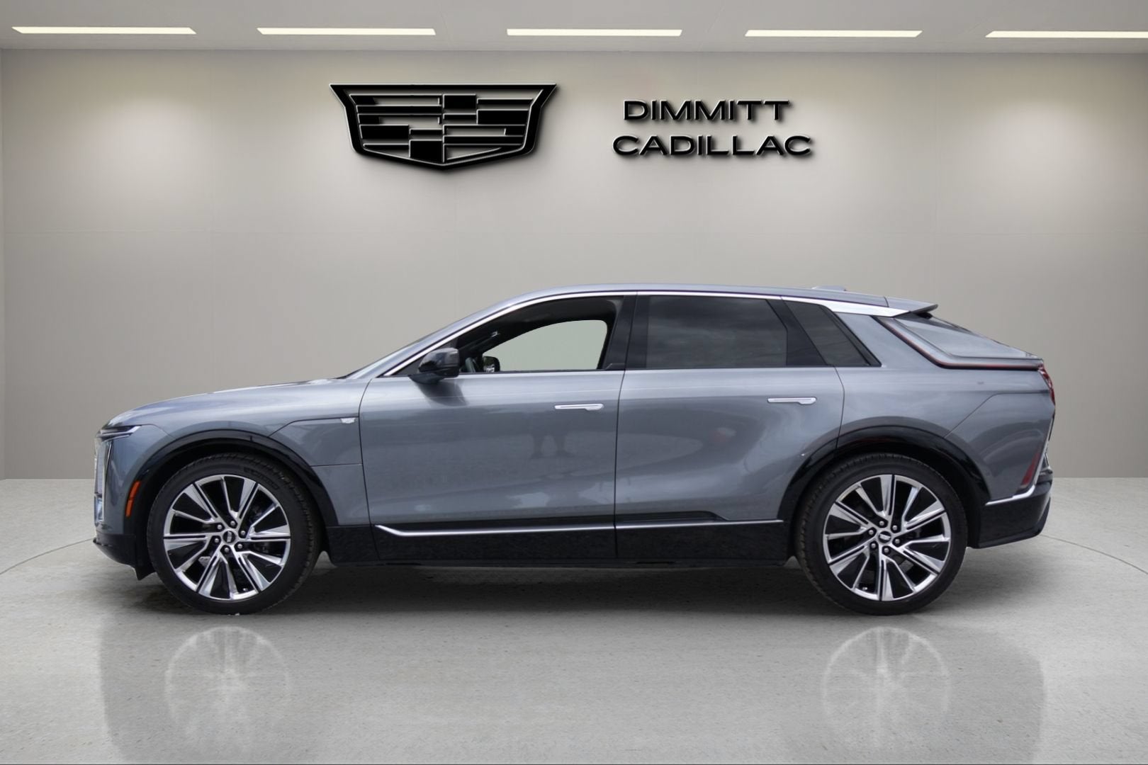 2023 Cadillac LYRIQ Luxury