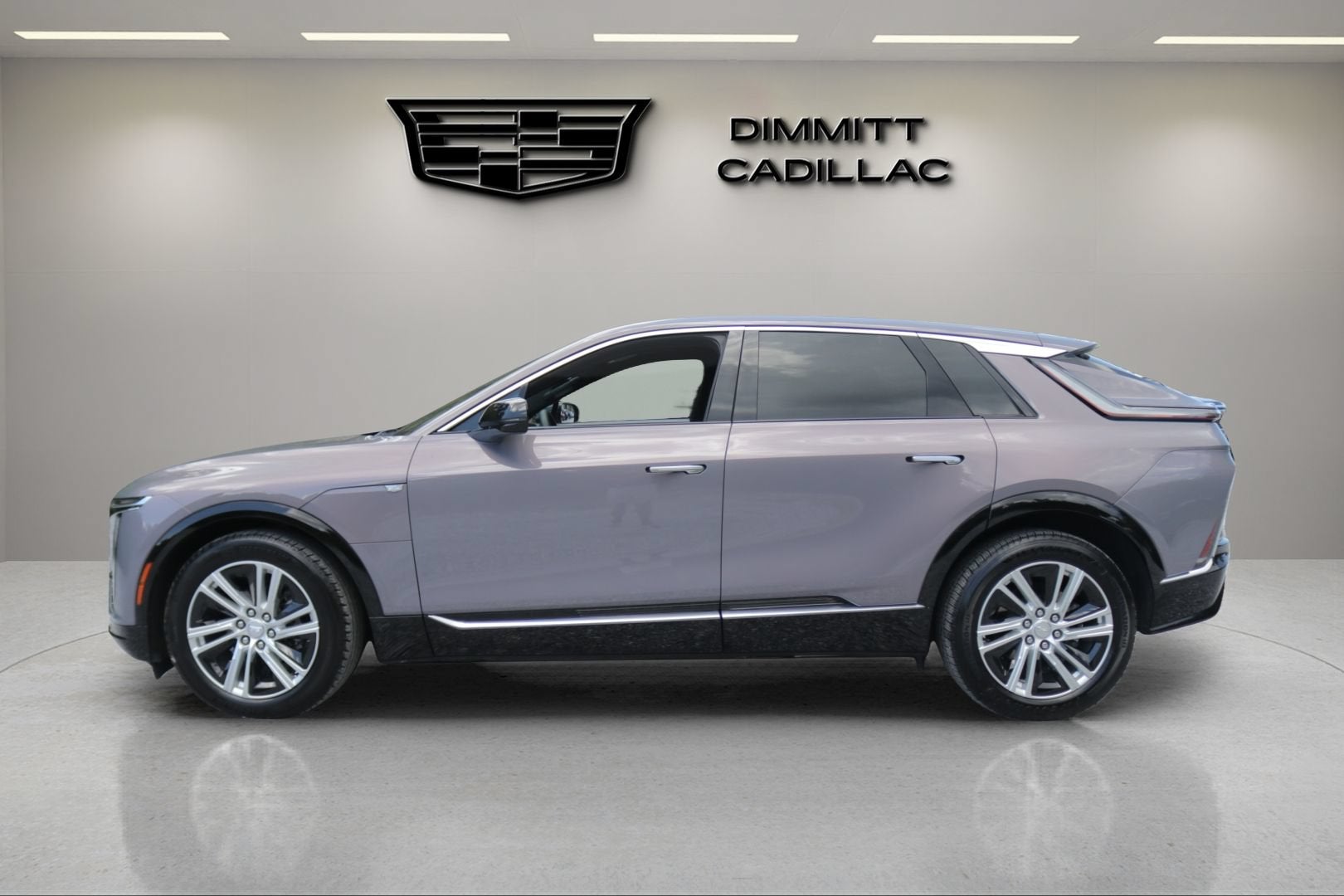 2024 Cadillac LYRIQ Tech