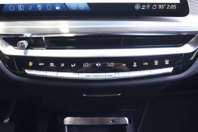 2025 Cadillac LYRIQ Luxury 1