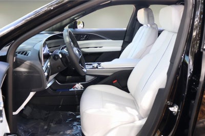 2025 Cadillac LYRIQ Luxury 1