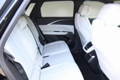 2025 Cadillac LYRIQ Luxury 1