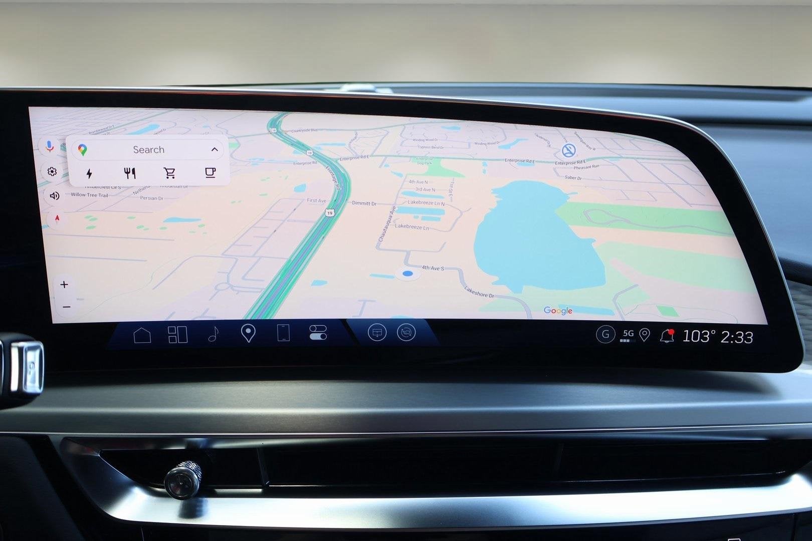 2025 Cadillac LYRIQ Luxury 1