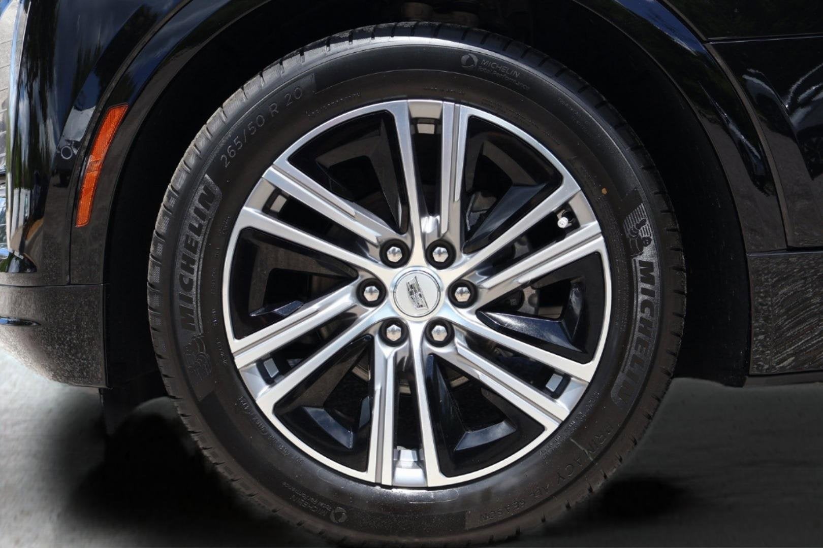 2025 Cadillac LYRIQ Luxury 1