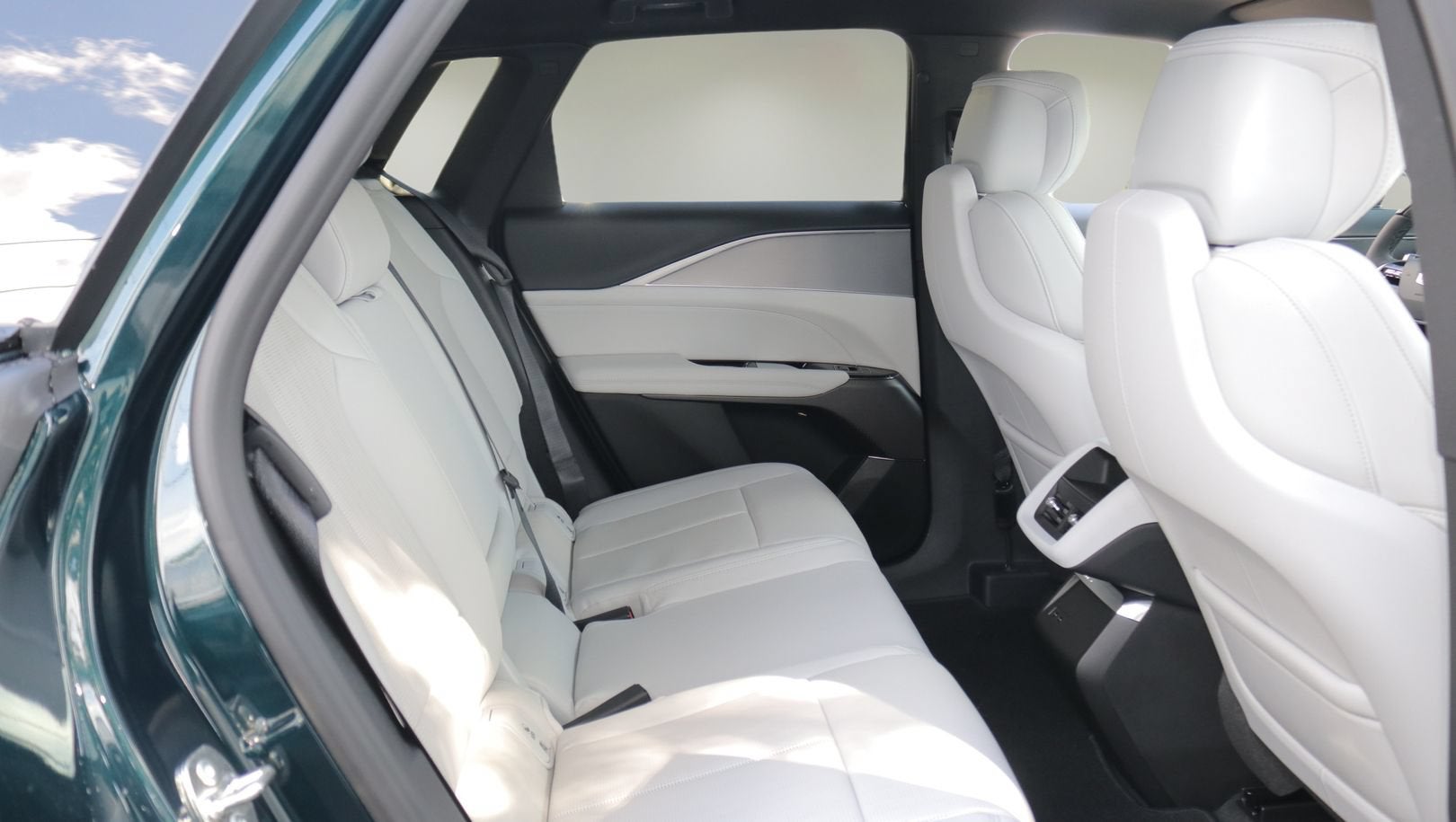 2027 Cadillac LYRIQ Luxury