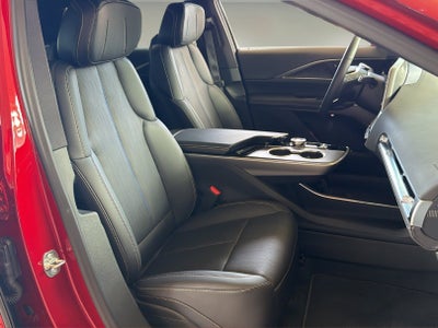 2025 Cadillac LYRIQ Luxury 1