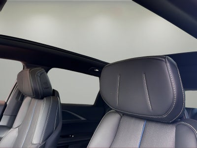 2025 Cadillac LYRIQ Luxury 1
