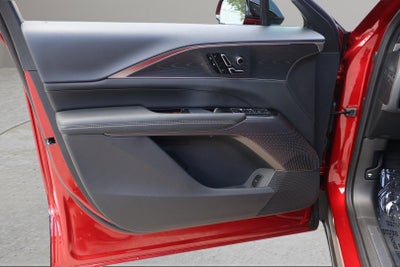 2025 Cadillac LYRIQ Luxury 1