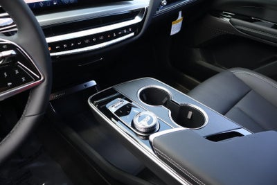 2025 Cadillac LYRIQ Luxury 1