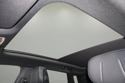 2025 Cadillac LYRIQ Luxury 1