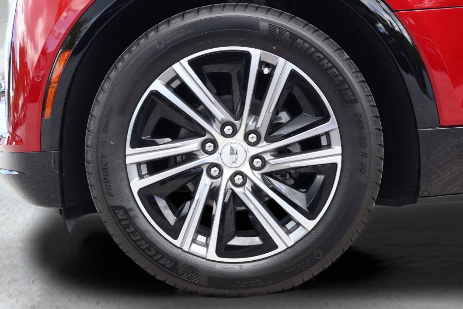 2025 Cadillac LYRIQ Luxury 1