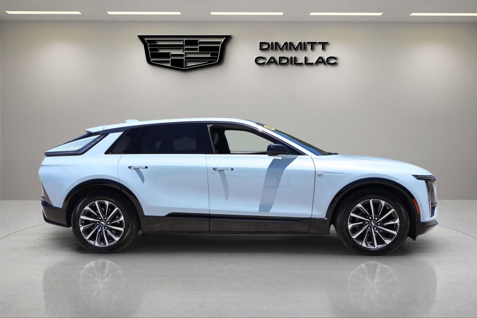 2024 Cadillac LYRIQ Sport 1