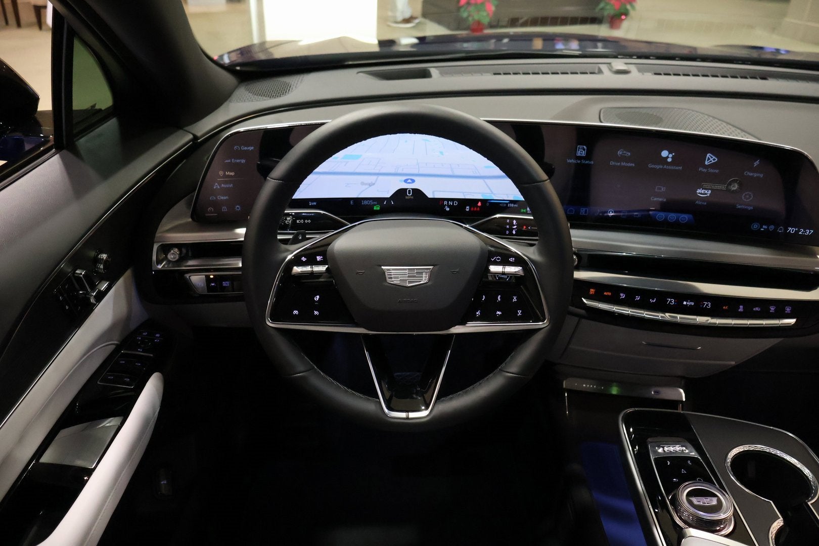 2025 Cadillac LYRIQ Sport 1