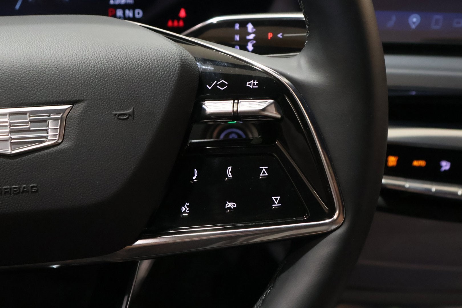 2025 Cadillac LYRIQ Sport 1