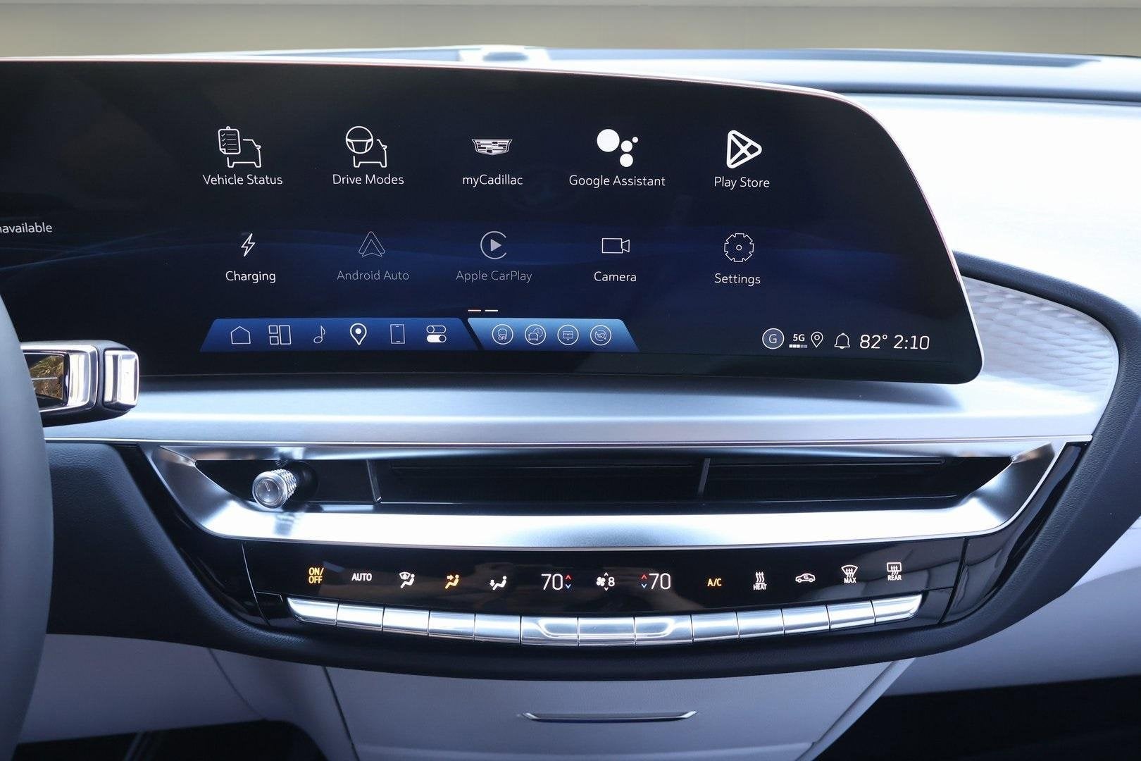 2026 Cadillac LYRIQ Sport