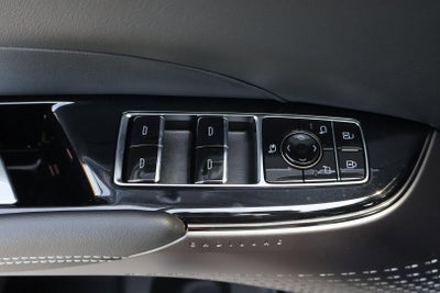 2025 Cadillac LYRIQ Sport 1