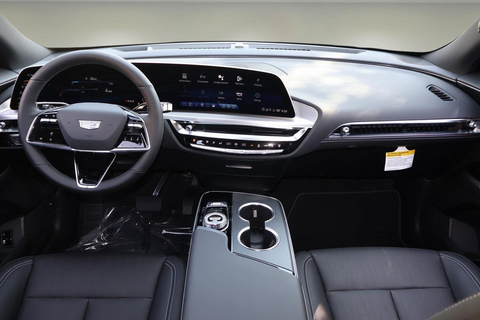 2025 Cadillac LYRIQ Sport 1